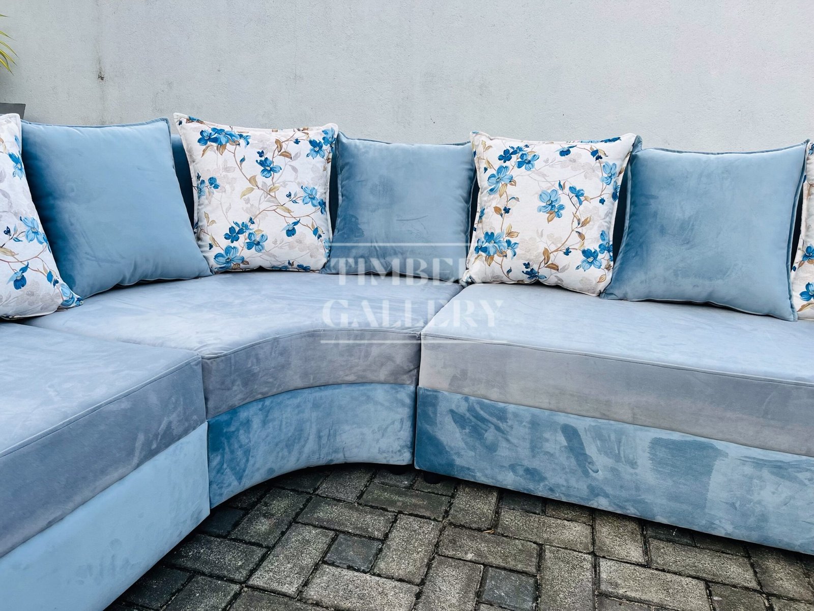 Modern Fabric Curved Sofa Set with Teak Armrest