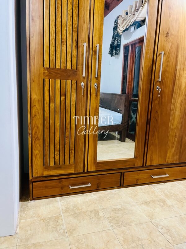 Teak 3 doors Warddrobe