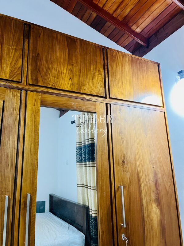Teak 3 doors Warddrobe