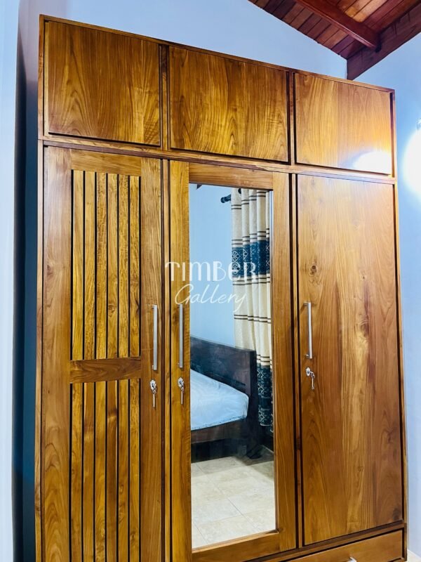 Teak 3 doors Warddrobe