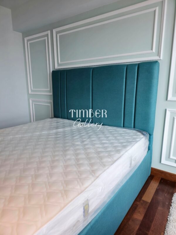 Divan Bed Stripes Design