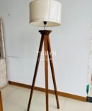 Standing Tripod Lampshade
