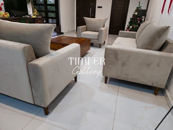 Classic Full Cushion 3-2-1 Set with Coffee Table